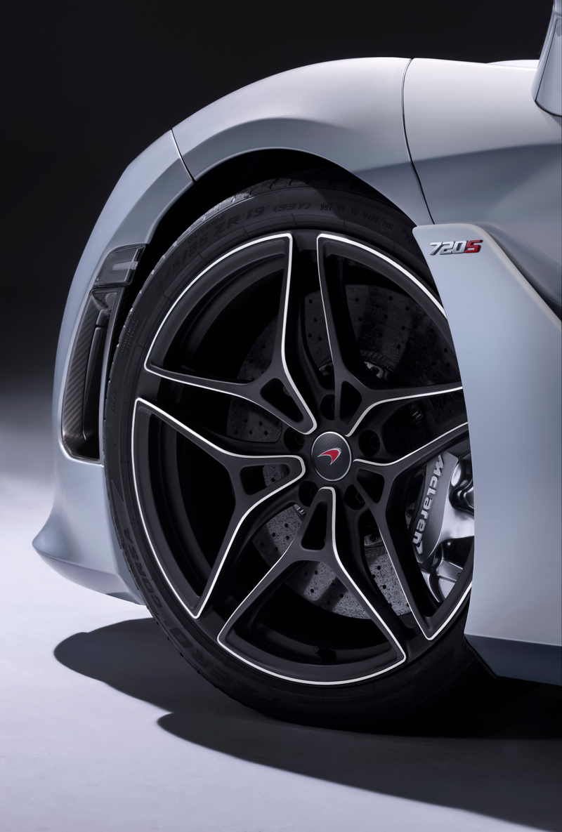 Illustration for article titled 2018 McLaren 720S: This Is More Of It